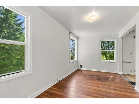 1017 SW Grover Street Portland OR 97239