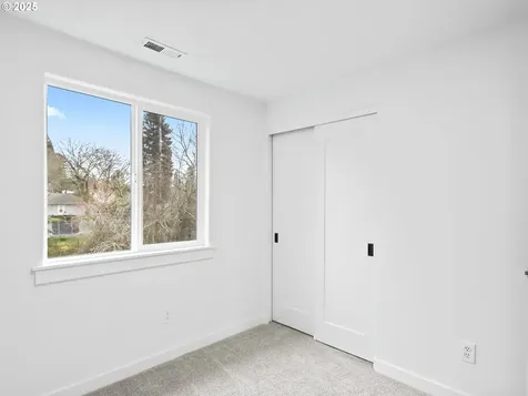 154 SE Hood Avenue Gresham OR 97080