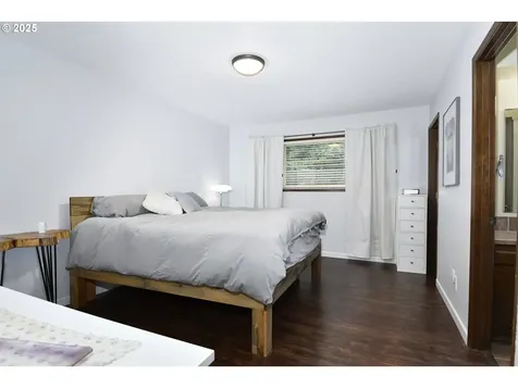 3803 NE 142nd Avenue Portland OR 97230