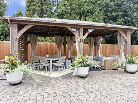 3803 NE 142nd Avenue Portland OR 97230