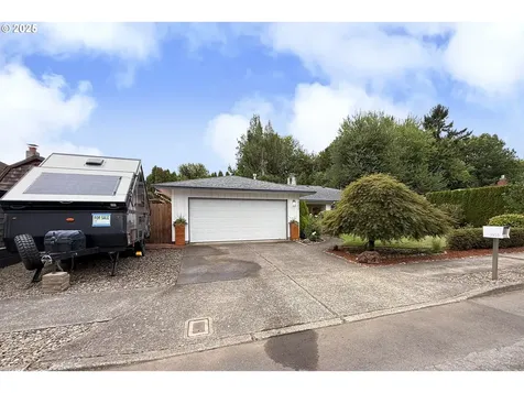 3803 NE 142nd Avenue Portland OR 97230