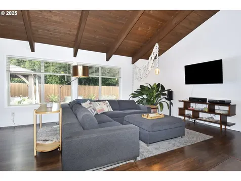 3803 NE 142nd Avenue Portland OR 97230