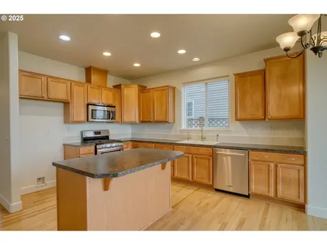 52036 SE Icenogle Loop Scappoose OR 97056