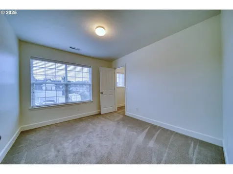 52036 SE Icenogle Loop Scappoose OR 97056