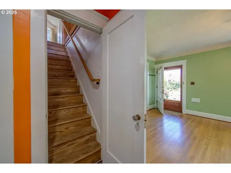 6115 SE 19th Avenue Portland OR 97202