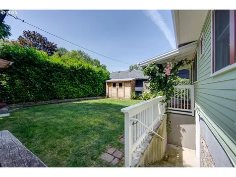 6115 SE 19th Avenue Portland OR 97202