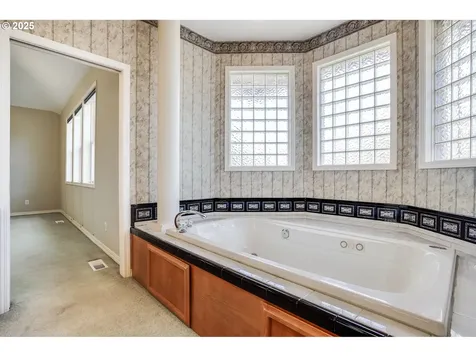 17405 NW Lone Rock Drive Portland OR 97229