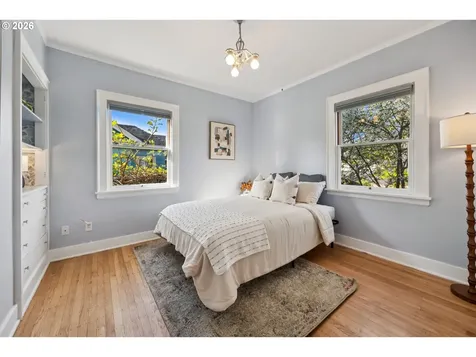 1805 SE 58th Avenue Portland OR 97215