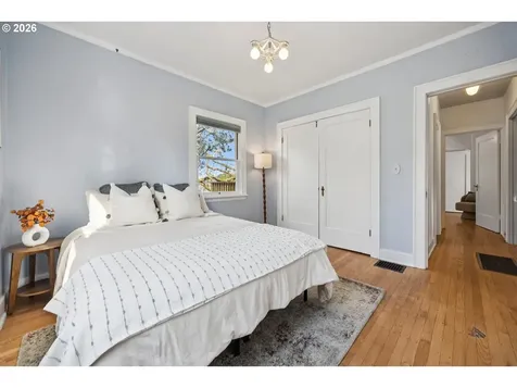 1805 SE 58th Avenue Portland OR 97215