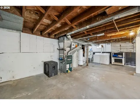 1805 SE 58th Avenue Portland OR 97215