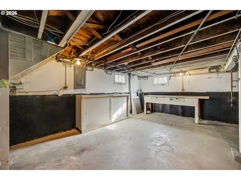 1805 SE 58th Avenue Portland OR 97215