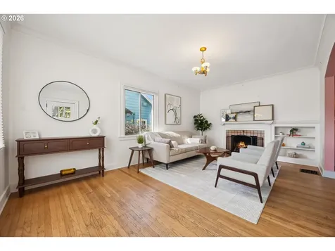 1805 SE 58th Avenue Portland OR 97215