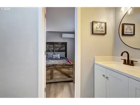 9705 NW 21st Avenue Vancouver WA 98665