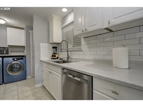9705 NW 21st Avenue Vancouver WA 98665