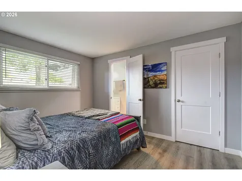 9705 NW 21st Avenue Vancouver WA 98665