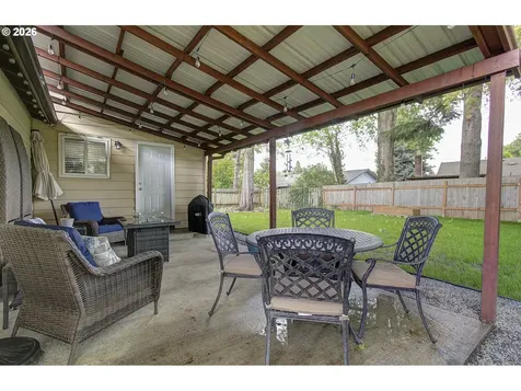 9705 NW 21st Avenue Vancouver WA 98665