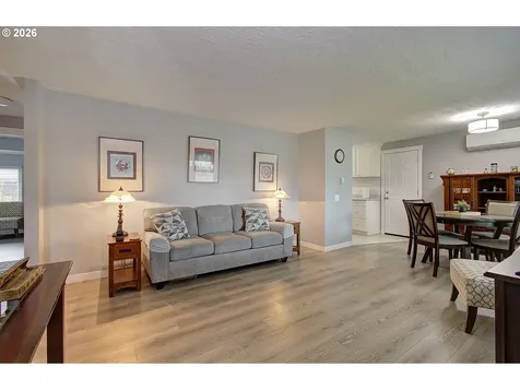 9705 NW 21st Avenue Vancouver WA 98665