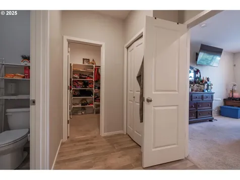 2802 Ben Brown Drive Woodburn OR 97071