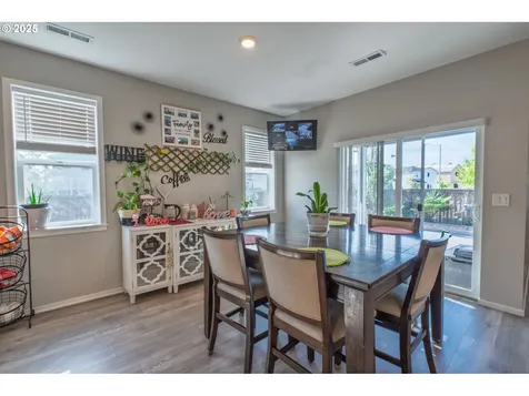 2802 Ben Brown Drive Woodburn OR 97071