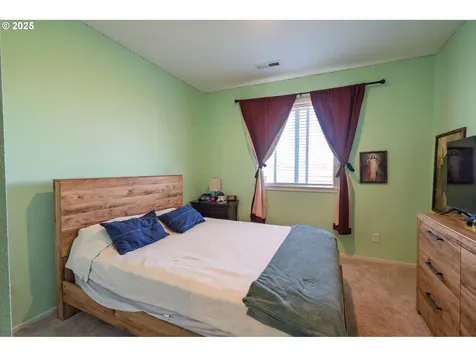2802 Ben Brown Drive Woodburn OR 97071