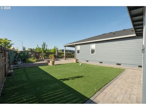 2802 Ben Brown Drive Woodburn OR 97071