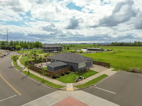 2802 Ben Brown Drive Woodburn OR 97071
