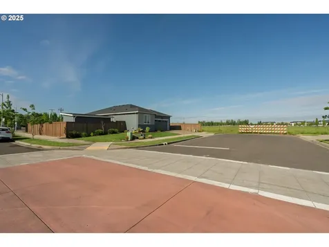 2802 Ben Brown Drive Woodburn OR 97071