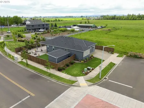 2802 Ben Brown Drive Woodburn OR 97071