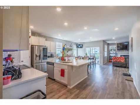 2802 Ben Brown Drive Woodburn OR 97071