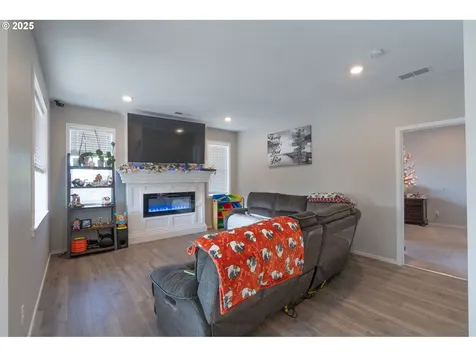 2802 Ben Brown Drive Woodburn OR 97071