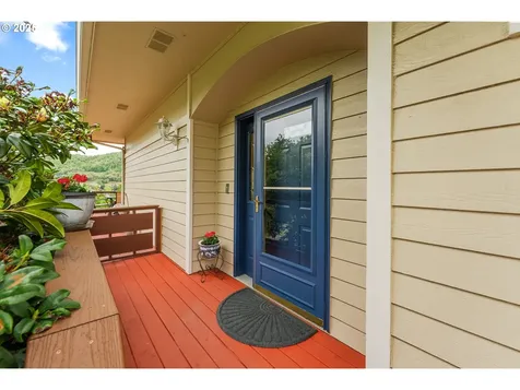 371 NW Rachel Lynn Way Roseburg OR 97471