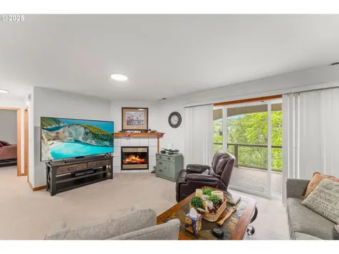 371 NW Rachel Lynn Way Roseburg OR 97471