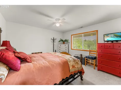 371 NW Rachel Lynn Way Roseburg OR 97471