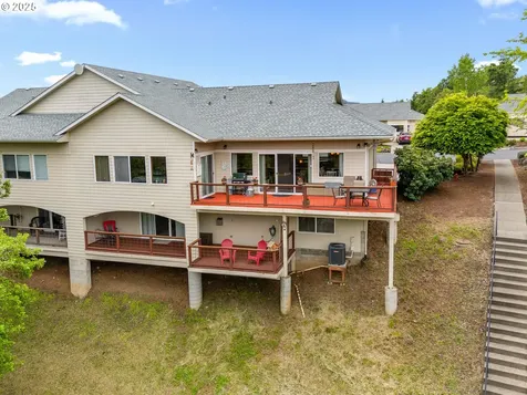 371 NW Rachel Lynn Way Roseburg OR 97471