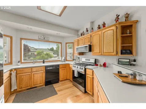 371 NW Rachel Lynn Way Roseburg OR 97471