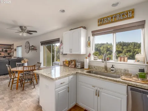 19551 S Rockie Drive Mulino OR 97042