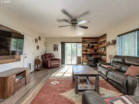 19551 S Rockie Drive Mulino OR 97042