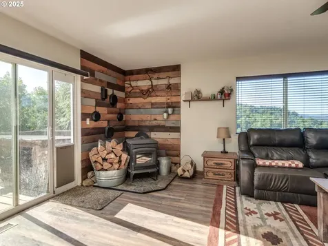 19551 S Rockie Drive Mulino OR 97042