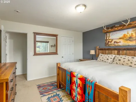 19551 S Rockie Drive Mulino OR 97042