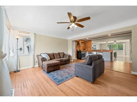 16429 SE Woodward Street Portland OR 97236
