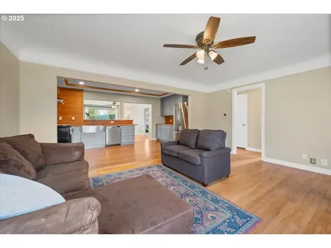16429 SE Woodward Street Portland OR 97236