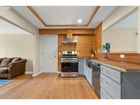 16429 SE Woodward Street Portland OR 97236