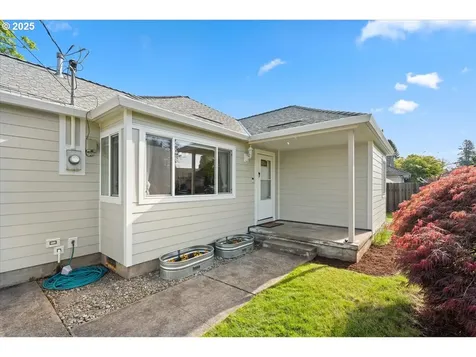 16429 SE Woodward Street Portland OR 97236