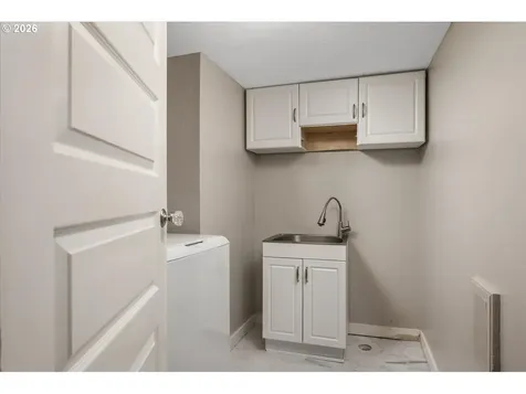 130 NE Morris Street Portland OR 97212
