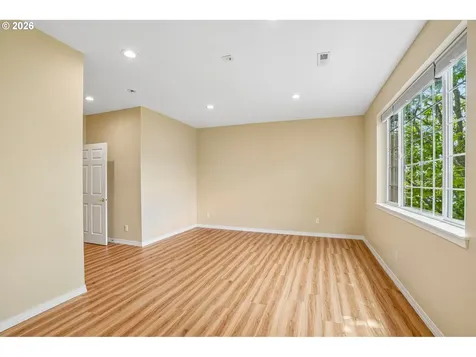 5392 NW Crady Lane Portland OR 97229