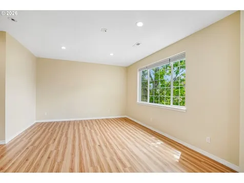 5392 NW Crady Lane Portland OR 97229