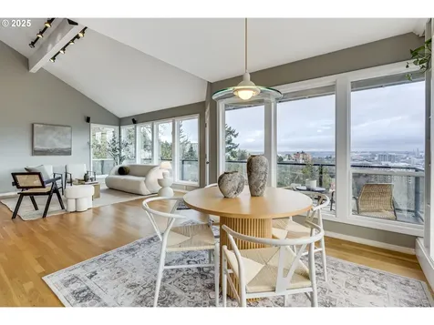 1991 SW Mill Street Terrace Portland OR 97201