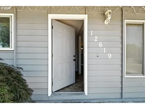12619 SE 10th Street Vancouver WA 98683
