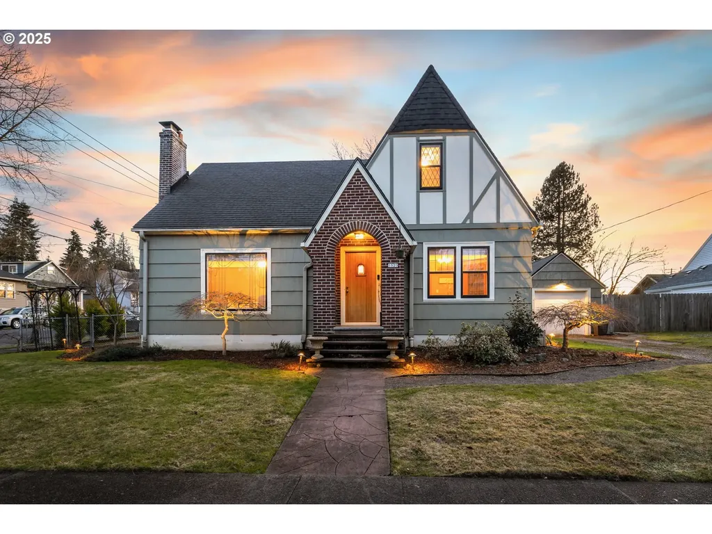 1520 12th Street Oregon City OR 97045