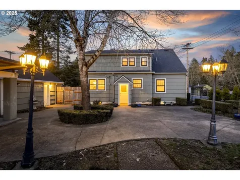 1520 12th Street Oregon City OR 97045